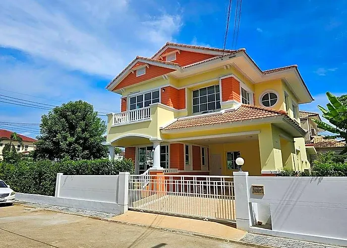 Family With Private Swimming Pool 4*